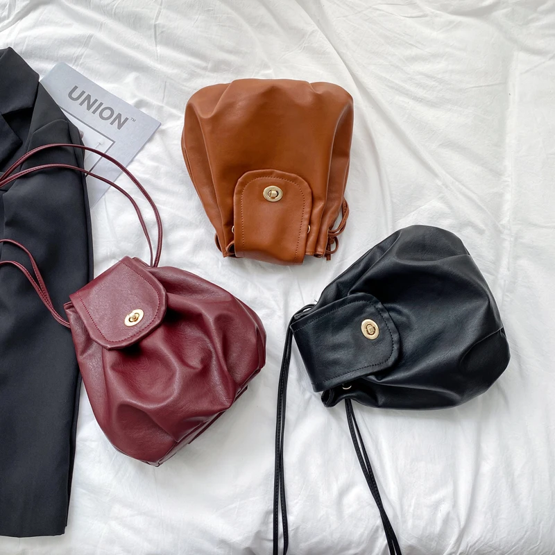 

Solid Color Casual New Women Bucket Bag Korean Style Small Ladies Shoulder Bag PU Leather Soft Female Crossbody Bag Whole Sale