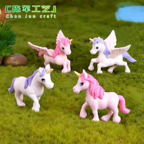 

2Pcs/Set Cartoon Flying Horse Elf Statue Animal Model Figure Ornament Miniature Craft DIY Toy For Children Birthday Gift 476