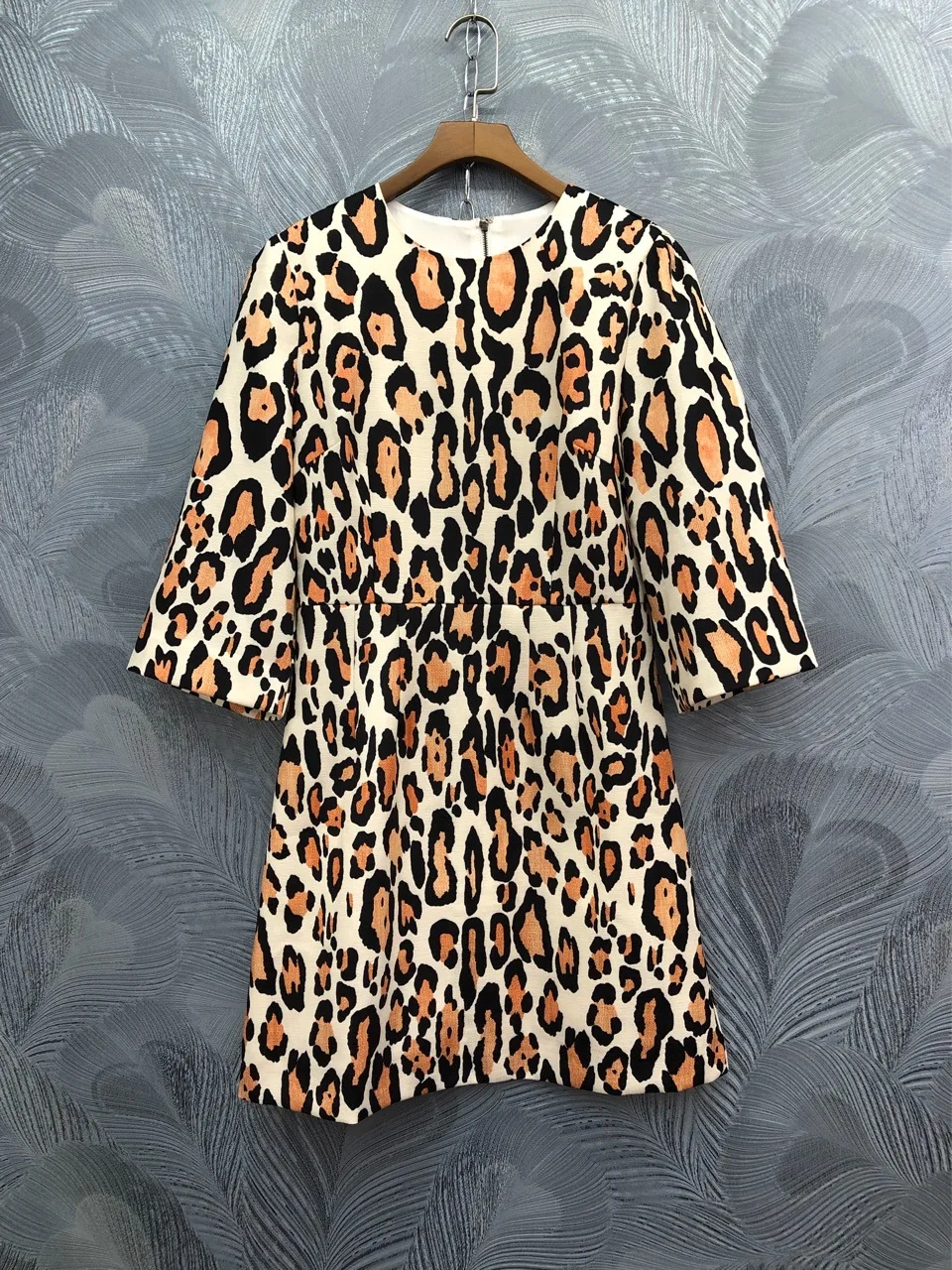 

Europe&America women sexy leopard dress 2020 spring summer runways half sleeve dress B236
