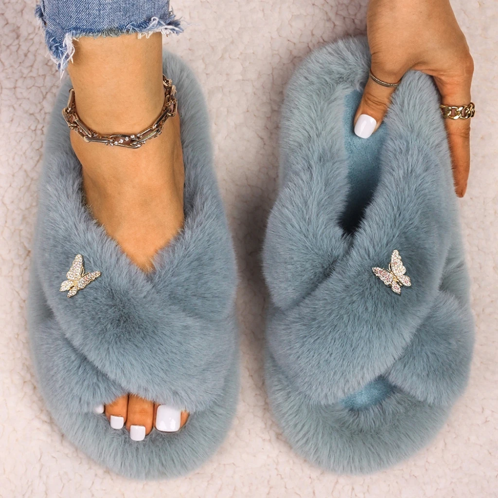 

Luxury Slides Women Fluffy Flip Flop Cute Rhinestone Butterfly Furry Slippers Comfortable Sandals Faux Fur Indoor Slippers Shoes