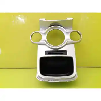 

8A6118D422AGW MOLDING Ford PARTY (CB1)