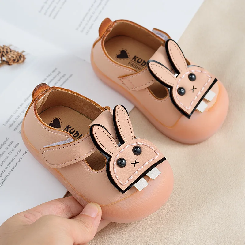 Spring and Autumn Baby Girls First Walkers Shallow Cartoon Baby First Walkers Soft Botton Leather Toddler Princess Shoes