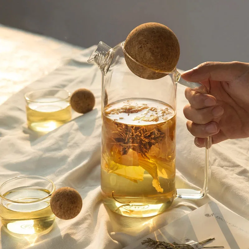 BOZZH Creative Glass Pitcher With Wooden Ball Flower Teapot Anti-burst Cold Water Jug Juice Coffee Pitcher Drink