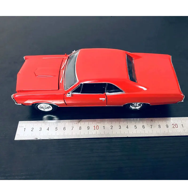 1/24 масштаб классический США Pontiac GTO 21 см длина литой под давлением металлический автомобиль модель игрушки для коллекции, подарок, дети, украшения