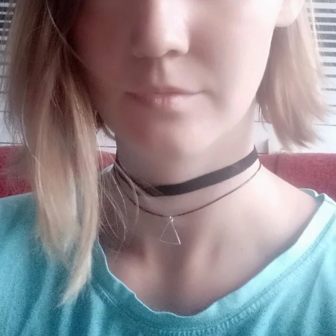 Hollow Designs Black Leather Velvet Choker Necklace Layer 12 H68a4be2350cd49058765ad97a50a79deo