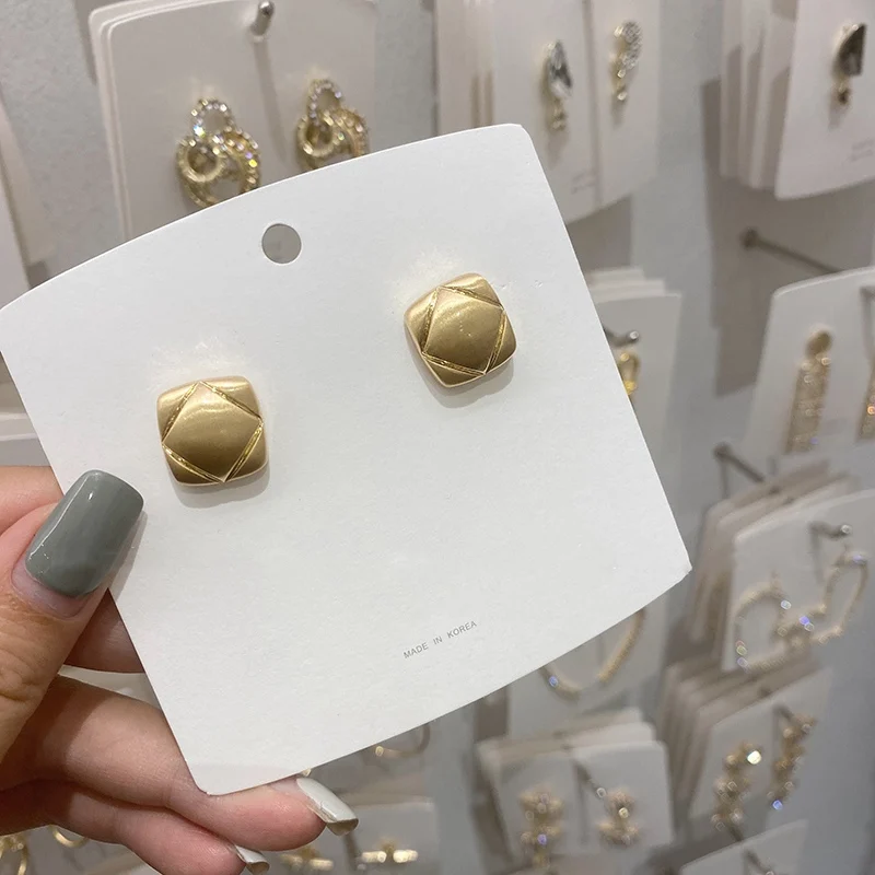 

MENGJIQIAO Fashion Geometric Metal Square Stud Earrings For Women Simple Temperament Cute Oorbellen Jewelry Gifts