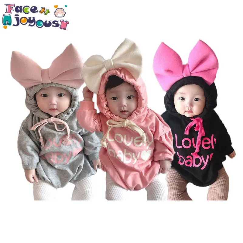 Baratos 2019 otoño mameluco para bebé niña bebé estampado de letras de algodón de manga larga mameluco con capucha para Recién Nacido trajes de mono