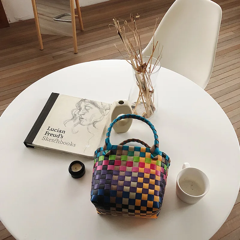 NEW Women Durable Weave Beach Bag Woven Bucket Bag Casual Tote Handbags Bags Popular Receive straw plastic braided basket