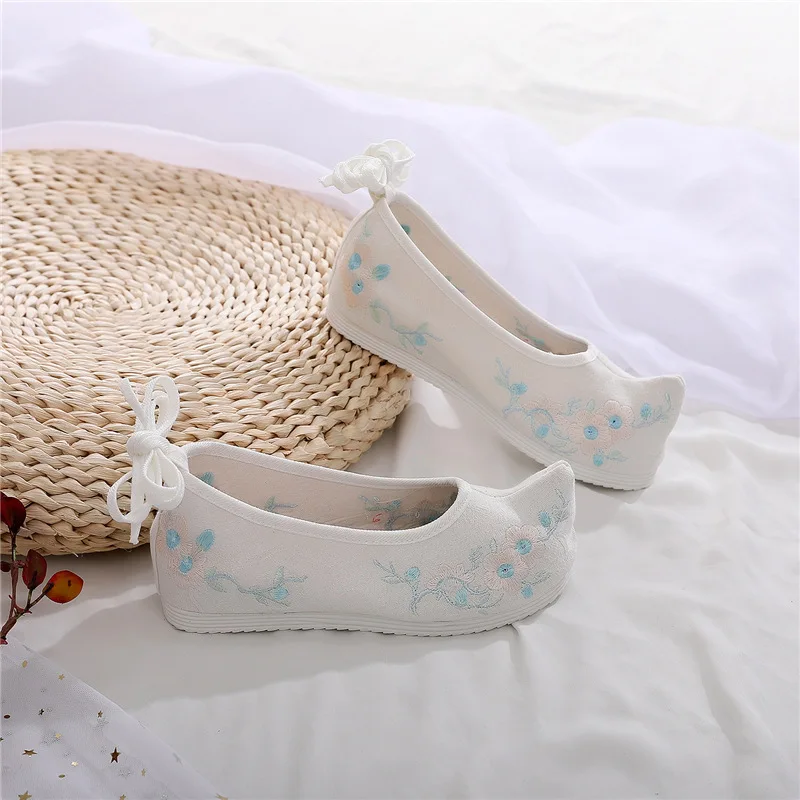 

Женская обувь, парусиновые туфли на плоской подошве, китайские традиционные туфли с вышивкой для женщин Hanfu, китайские свадебные туфли в китайском стиле