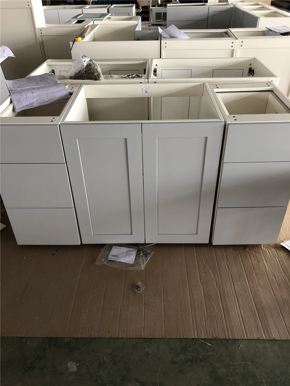 Powder cabinet