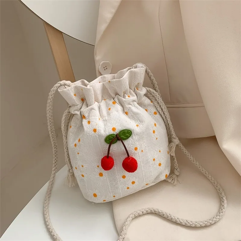 

Summer small bag 2020 new messenger bag female wild ins Sen series art canvas bag shoulder bucket bag women handbags