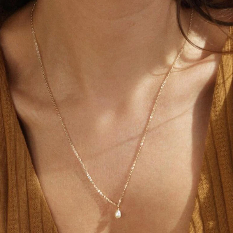 Fashion Simple Irregular Pearl Pendant Necklace Elegant Women's Wedding Gold Clavicle Chain Charming Ladies Party Jewelry Gifts |