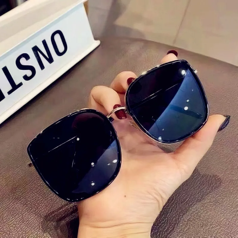 Óculos de sol oversized cateye para mulher estilo moda marca_voghion.com