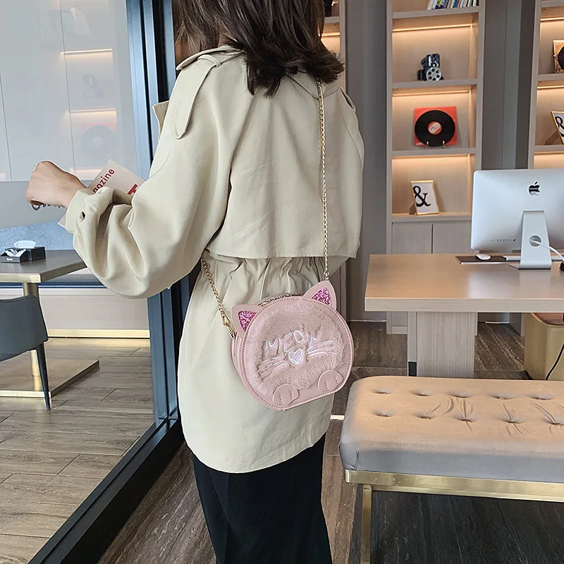 

Autumn And Winter Bags Women 2020 New Furry Bag Cat Small Round Bag Korean Fashion Cartoon Messenger Bag Shoulder Bag Women