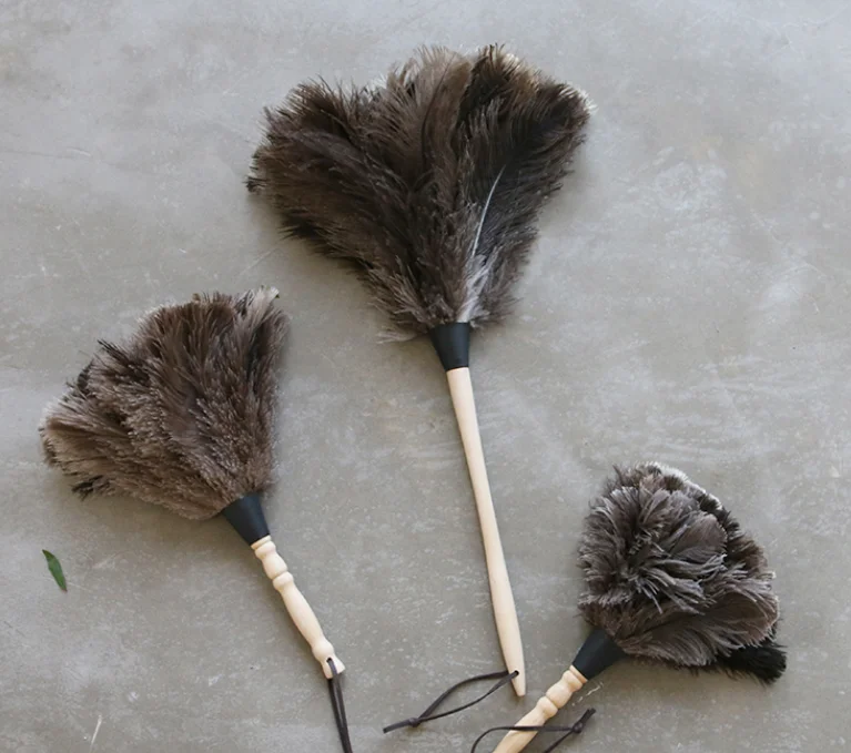 Ostrich Feather Duster Brush With Wood Handle Household Cleaning Sweeping Ash Can Not Lose Hair Office Car Dust Brush LF748