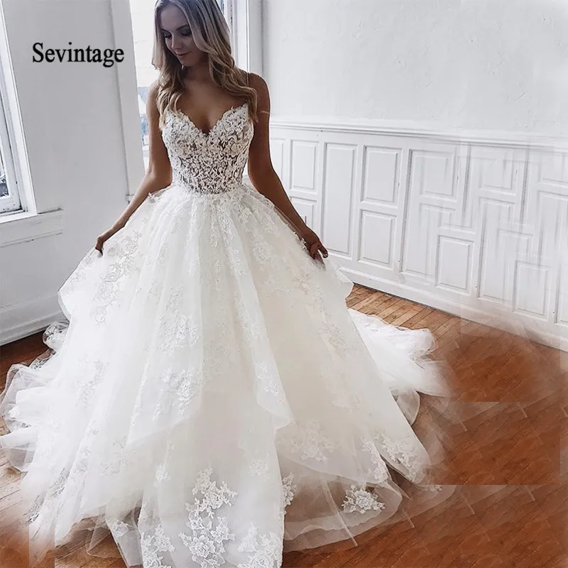 

Sevintage Luxury A-line Boho Wedding Dresses Sweetheart Spaghetti Straps Appliques Lace Wedding Gowns Court Train Bride Dress