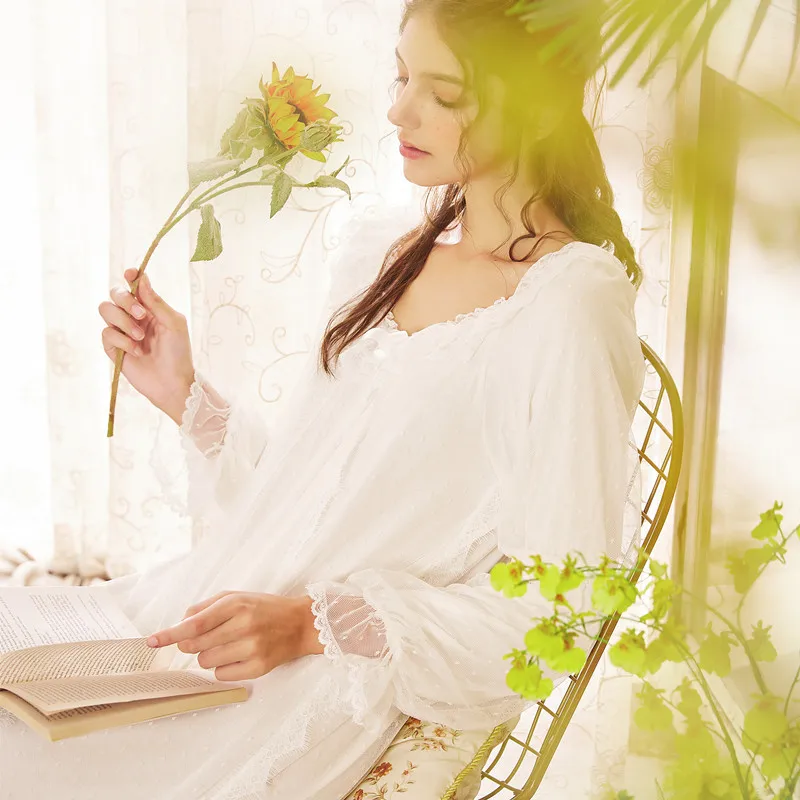 

2019 Autumn New Sexy Lace Princess Nightgowns Women Night Wear Home Dress Vintage Sleepwear Honeymoon Nightdress Indoor Clothing