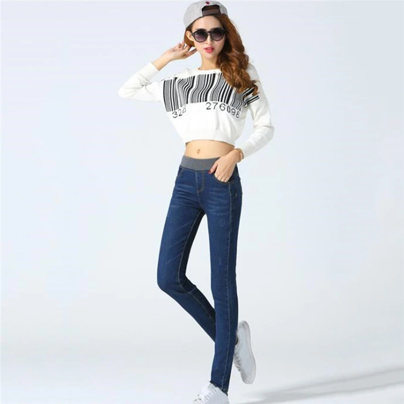 sexy girls in skinny jeans