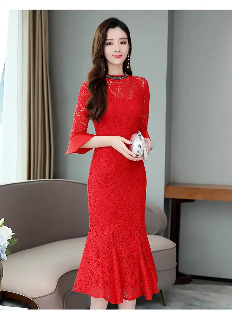 slimming evening gown