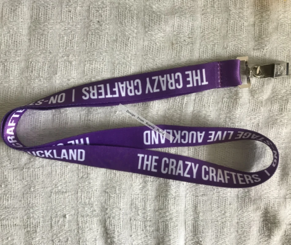 Фиолетовые lanyards пользовательские скидки продвижение выставочные Lanyards дизайн индивидуальные крокодил клип персонализированные ремни