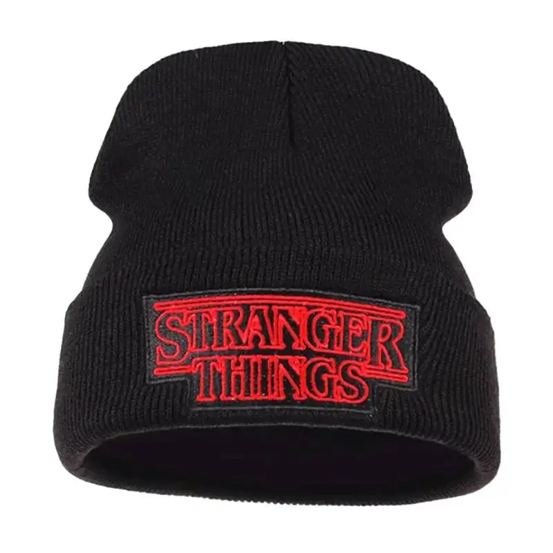 Теплая вязаная шапка Stranger Things черная в стиле хип хоп с вышивкой для косплея на