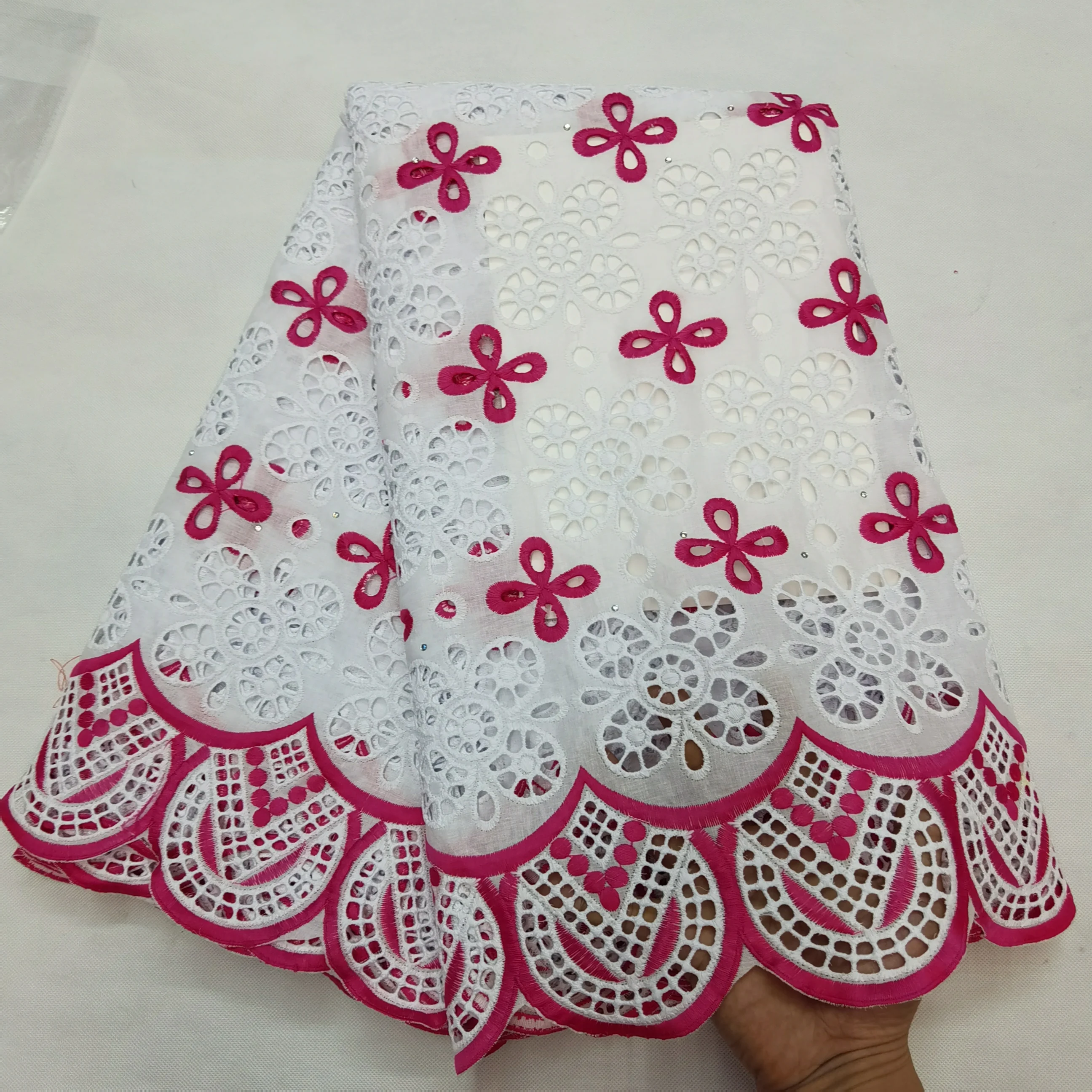 

Fushia Pink Lace Embroidered Fabric Cotton Swiss Voile Fabric Dry Lace Fabrics Lace Fabric for Wedding Dresses