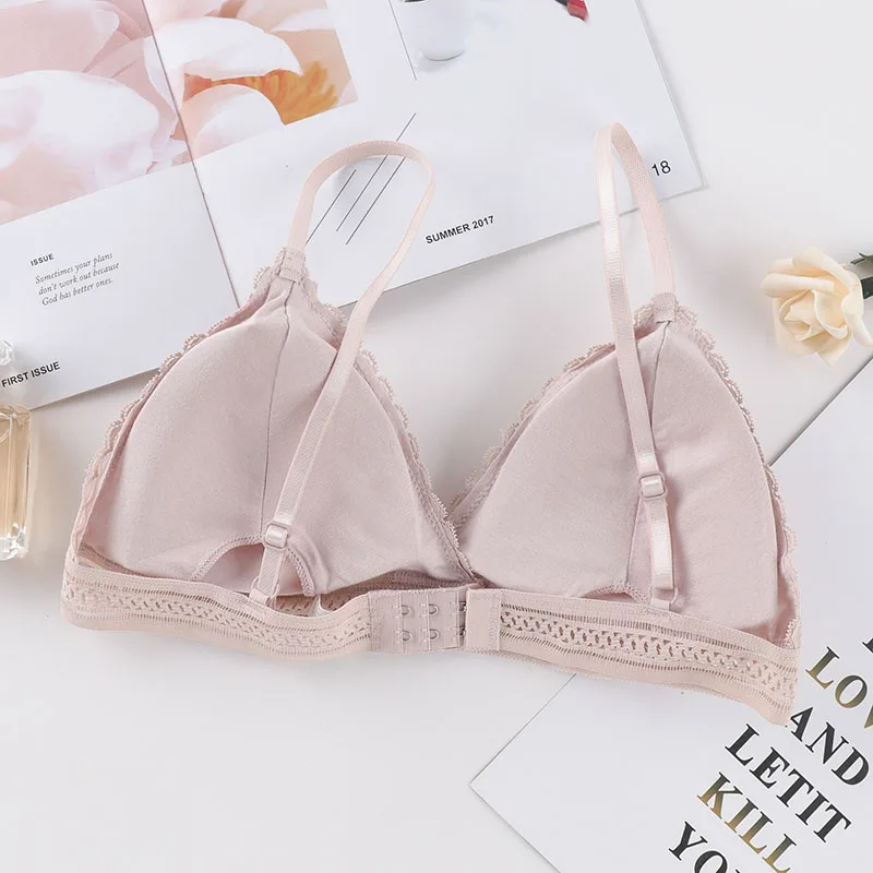 Women Padded Bras Beauty Back Wrapped Chest Wire Free Bras Comfortable Lace Lingerie