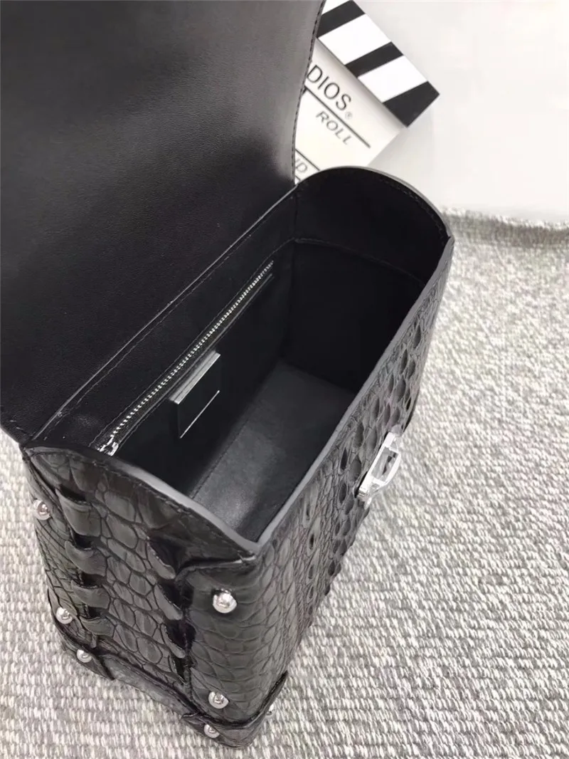 HTB1x0NfdN9YBuNjy0Ffq6xIsVXaX