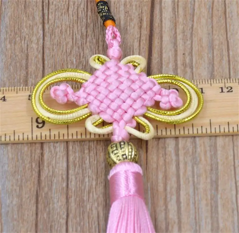 Gold chinese knot (2)