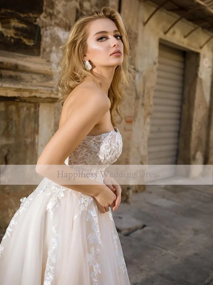 Booma-Beach-Wedding-Dresses-Champagne-Simple-Lace-Appliques-Strapless-Floor-Length-Lace-up-Bridal-Gowns-A