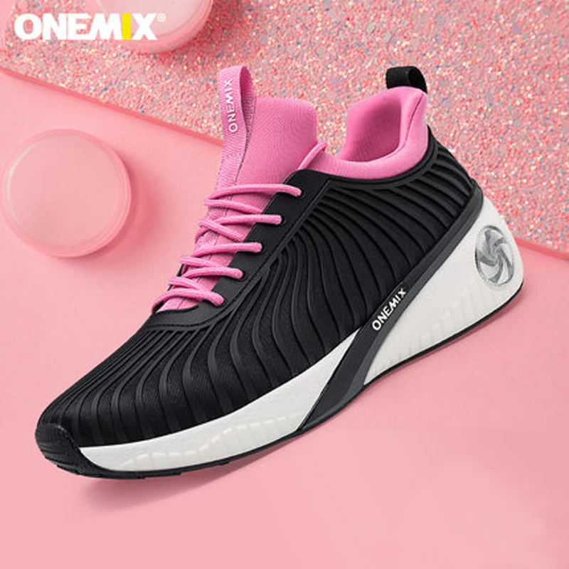 Женские кроссовки для бега onemix розовые спортивные с резиновой подошвой размер 35