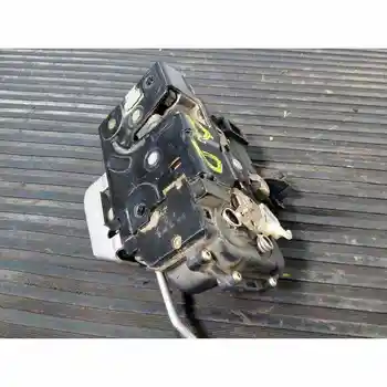 

DOOR LOCK FRONT RIGHT AUDI A6 AVANT (4B5)