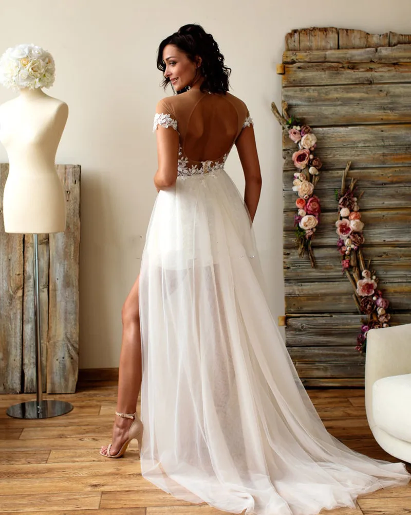 2020 Sheer Short Sleeves Sheath Wedding 