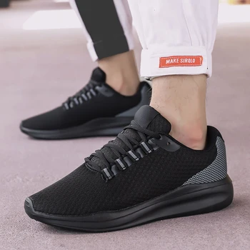 

2020 New Light Weigh Casual Shoes Fly Weave New Mesh Breathable Shoes Men Cheap Trainers Shoes Leisure Tenis Masculino Sneakers