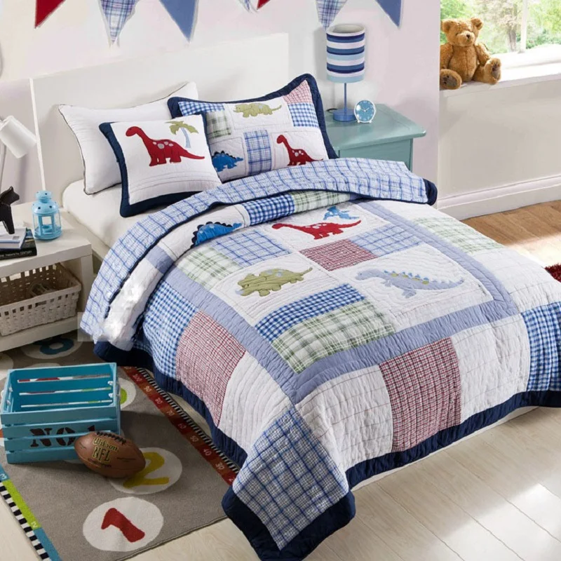 

173*218cm Kids Patchwork Quilt Set 2PC Cotton Quilts plaid Bed Sheets Cartoon Dinosaur Bed Cover for boys Coverlet Blanket