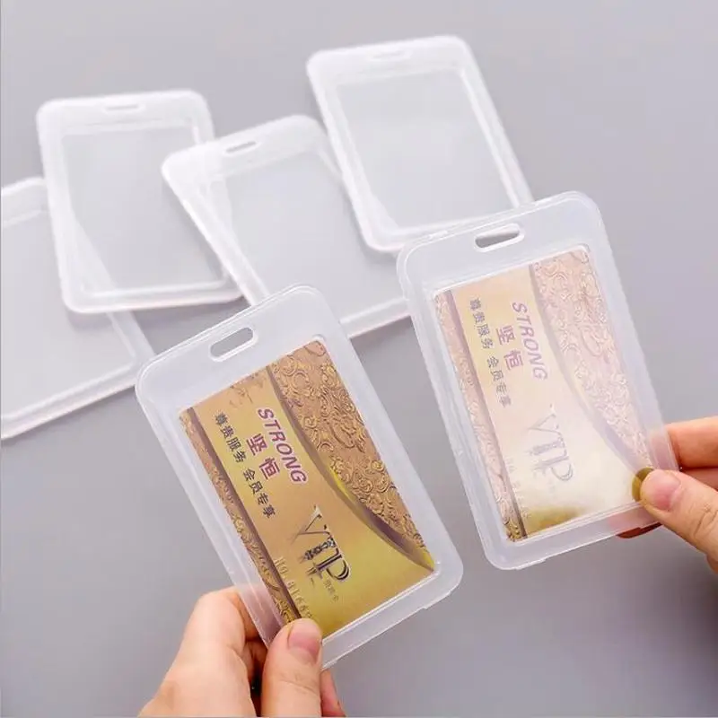 Soporte transparente para tarjetas de identificación de autobús, cubierta de plástico para tarjetas, caparazón de almacenamiento, accesorios para tarjetas de estudiante, 1 ud.