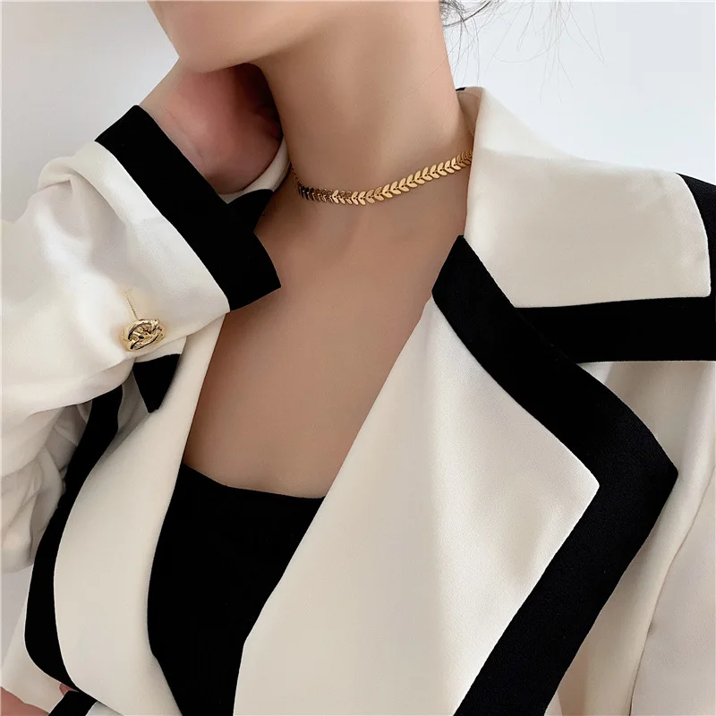 

New Fashion 18k Gold Plated Retro Personality Leaves Choker Necklace Chain 316 Titanium Stainless Steel Jewelry Woman Accessory
