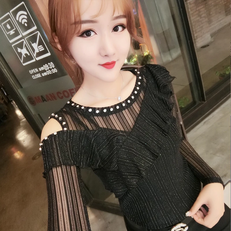 Модная Корейская Сексуальная футболка с открытыми плечами, заклепками и оборками, новинка, осенне-зимний топ с длинным рукавом, облегающая одежда, Camiseta Mujer T98106 - Цвет: Black tshirt