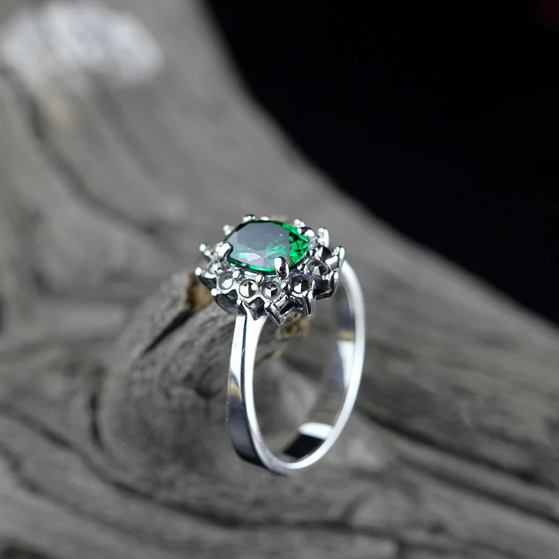 

MetJakt Fashion Women's S925 Sterling Silver Ring Diopside Inlaid Zircon