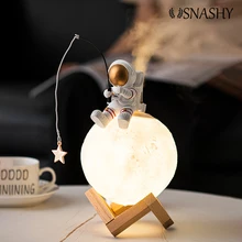 

Astronaut Figurines Resin Space Man Statue Moon Miniature Night Light Humidifier Cold Fog Machine For Living Bedroom Home Decor