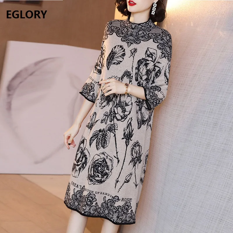 

High Quality Sweater Dress 2019 Autumn Casual Pink White Black Knitted Dress Ladies Beading Button Short Sleeve Bodycon Dress