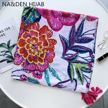 

2020 Spring Autumn New Design Ethnic Style Voile Women Thin Long Shawl Scarf Woman Pashminas Wrap Hijab Tassel High Quality