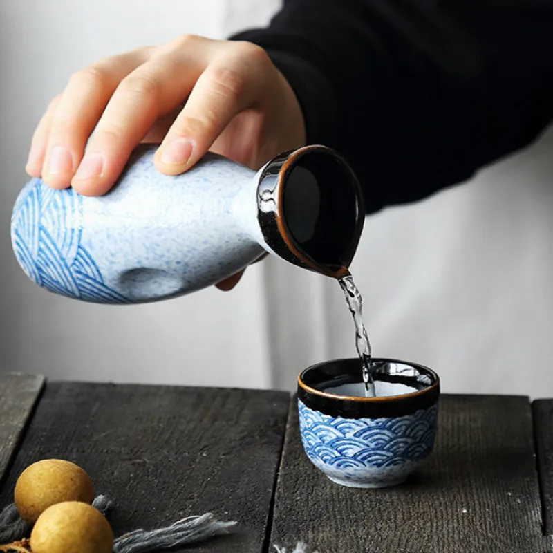 Description Picture 3 of item5\3pcs Retro 40-240ml Haibo Pattern Bar Set Sake Vodka Shochu Decanter Shot Cup Gift Wine Drinkware