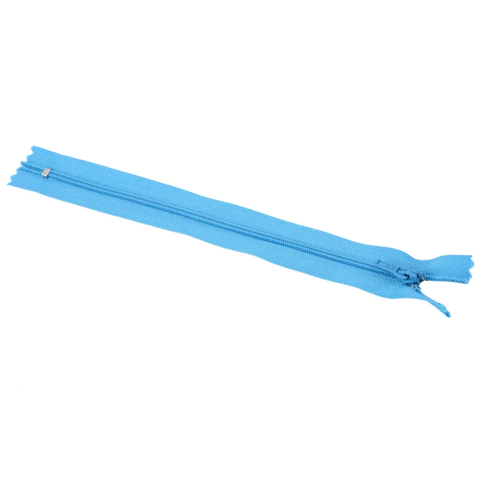 

Lovely New Nylon Zippers Ideal for Fixing Skirts Making Presents Purses Closed Nylon Coil Zippers Tailor Sewing Craft
