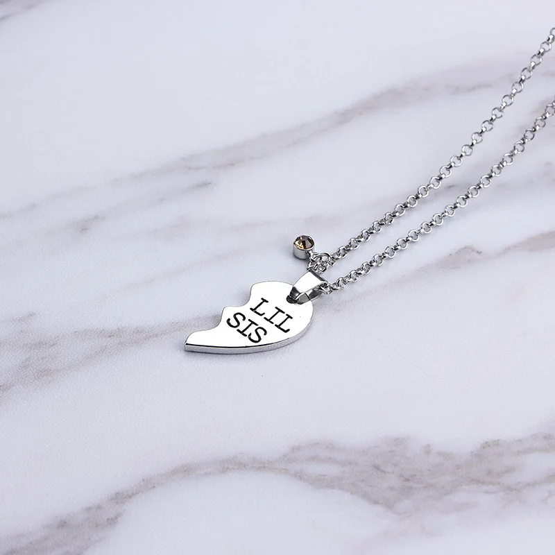 9300514472_1903127858