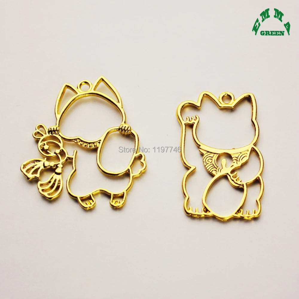 

Fortune Cat Gold Charm Hollow Metal Pendants Charms Accessories for Earrings Jewelry Making Finding 20pcs 40mm