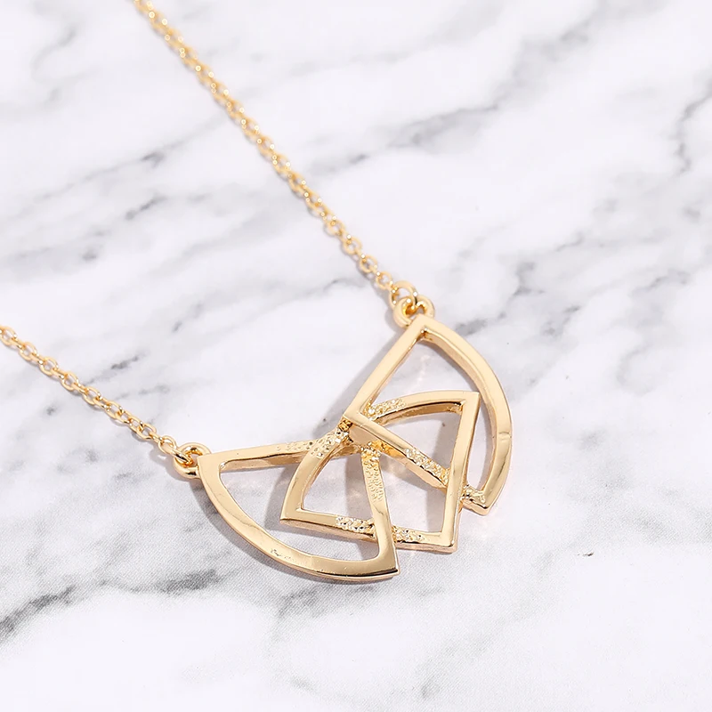 

Fashion Gift Luxury Silver Gold Color Necklaces Pendants Geometric Element Layered Chain Pendant Necklace For Women Jewelry Gift