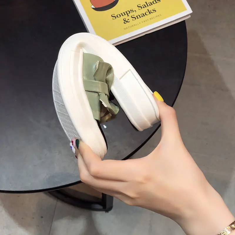 

2019 Summer Pleated Slipper Online Celebrity Slipper Women's Vintage Fairy A- line Sandals Slipper Beach Slippers