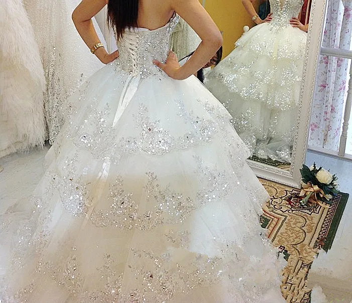 Luxurious Wedding Dresses Ball Gown Sweetheart Fluffy Lace Beaded Crystal Diamond Big Train Bridal Gowns 100% Real Photo QB11S