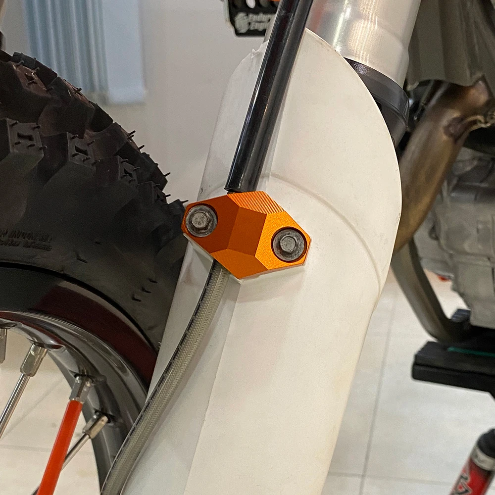 NICECNC передний тормозной шланг зажим для KTM 85 125 150 200 250 300 350 400 450 500 505 525 530 SX SXF EXC XC XCF XCW